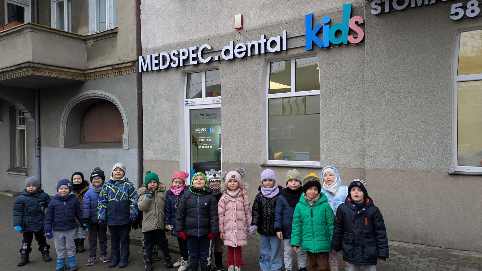 Read more about the article Róże u stomatologa – 03.12.2025