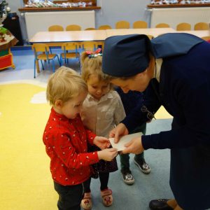 Niezapominajki Wigilia grupowa - łamanie się opłatkiem