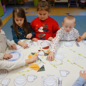 Maki Wigilia grupowa - nauka nakrywania do stołu